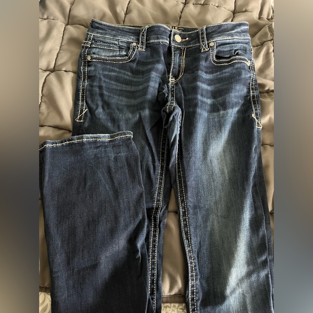 Women’s buckle jeans size 27
